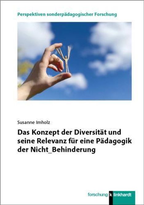 Titel: Das Konzept der Diversität und seine Relevanz für eine Pädagogik der Nicht_Behinderung. Zwei Hände halten ein fliegendes Modell.