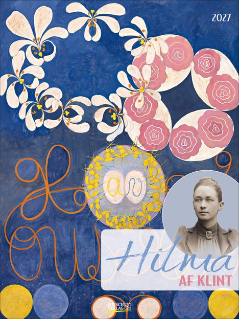 2027, Hilma af Klint. Verspielte weiße Blüten und abstrakte Formen auf blauem Hintergrund.