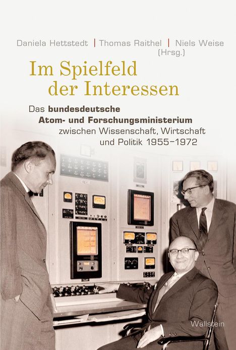 Im Spielfeld der Interessen, Buch