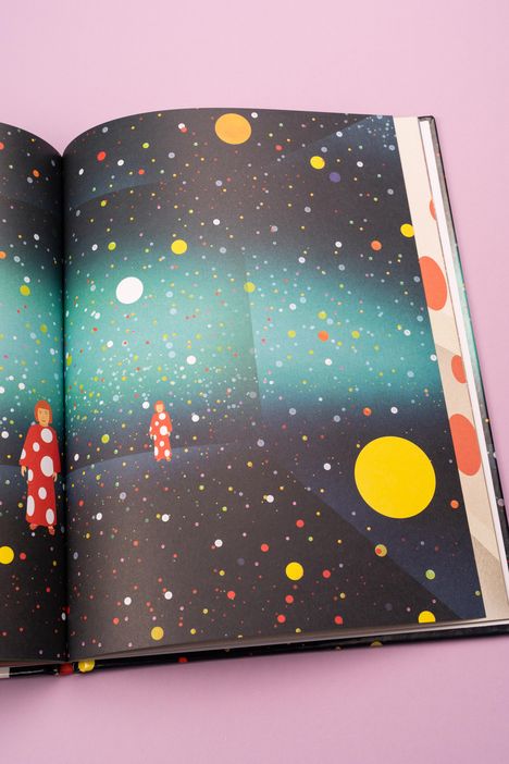 Sarah Suzuki: Yayoi Kusama, Buch