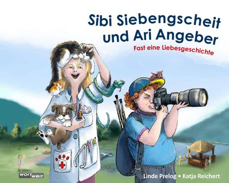 "Sibi Siebenscheit und Ari Angeber: Fast eine Liebesgeschichte." Zwei Kinder, eines in Arztkittel, das andere mit Kamera.