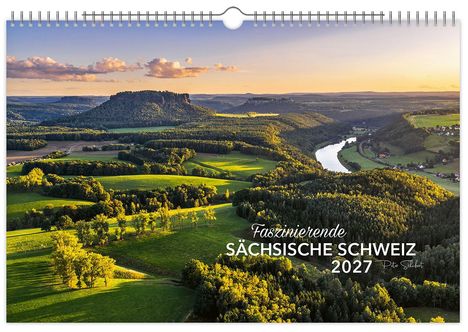 "Faszinierende Sächsische Schweiz 2027", weite Landschaft mit Hügeln, einem Fluss und sattem Grün unter Abendhimmel.