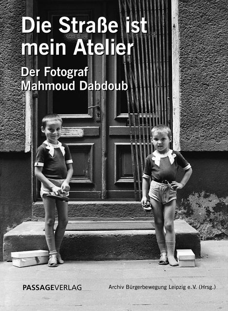 Die Straße ist mein Atelier, Buch