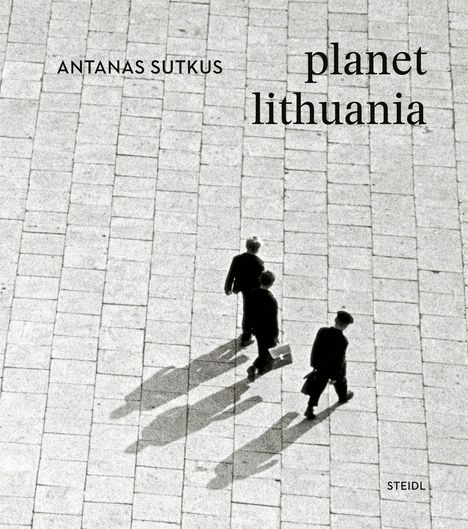 Antanas Sutkus: Planet Lithuania, Buch