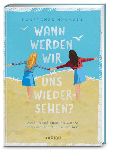 Text: "Wann werden wir uns wiedersehen?" Zwei Frauen am Strand halten sich an den Händen und schauen aufs Meer.
