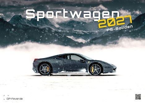 "Sportwagen 2027, PS-Boliden" Text über einem Sportwagen im Schnee, umgeben von nebligen Bergen.