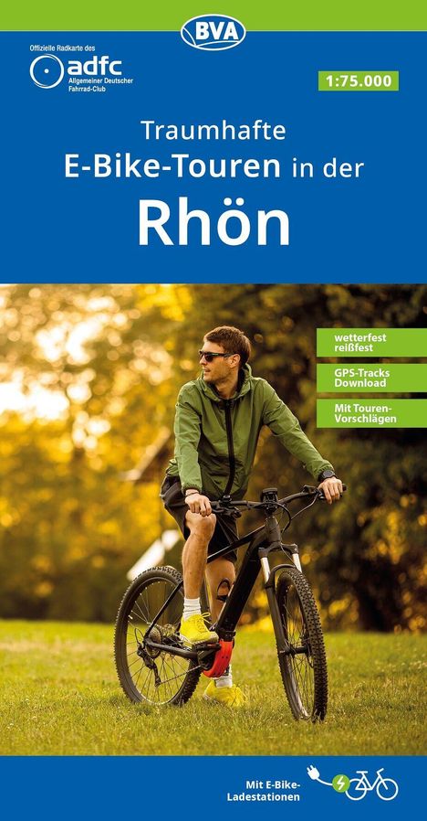 "Traumhafte E-Bike-Touren in der Rhön", wetterfest, reißfest, GPS-Tracks Download. Ein Mann auf einem E-Bike in grüner Jacke.