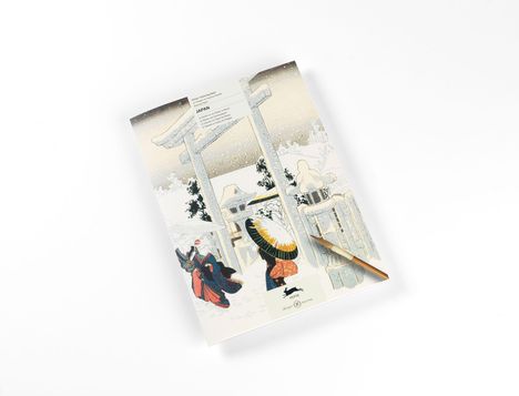 Text: "Japan, 20 Sheets of Acid-Free Drawing Paper, 150 gsm". Eine Illustration mit Figuren in traditioneller Kleidung im Schnee.