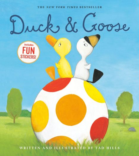 „Duck & Goose“ und „Includes FUN STICKERS!“ Zwei Vögel sitzen auf einem Ball mit bunten Punkten in einer grünen Landschaft.