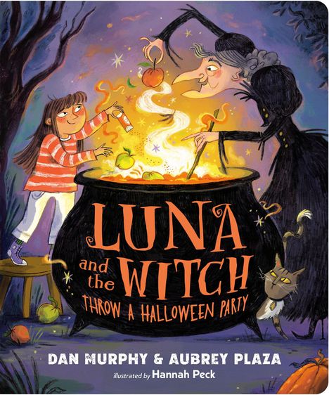 „LUNA and the WITCH throw a Halloween Party“. Kind mit Hexe, die in einen Zauberkessel Zutaten geben.