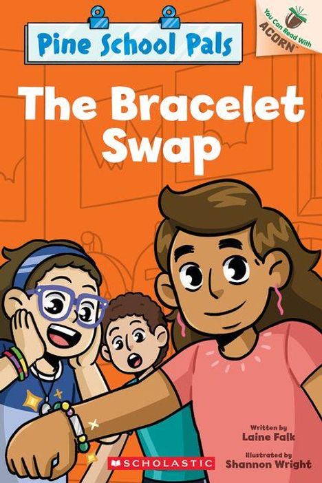 „Pine School Pals: The Bracelet Swap“. Drei fröhliche Kinder, eines tauscht Armbänder. Bunte Illustration.