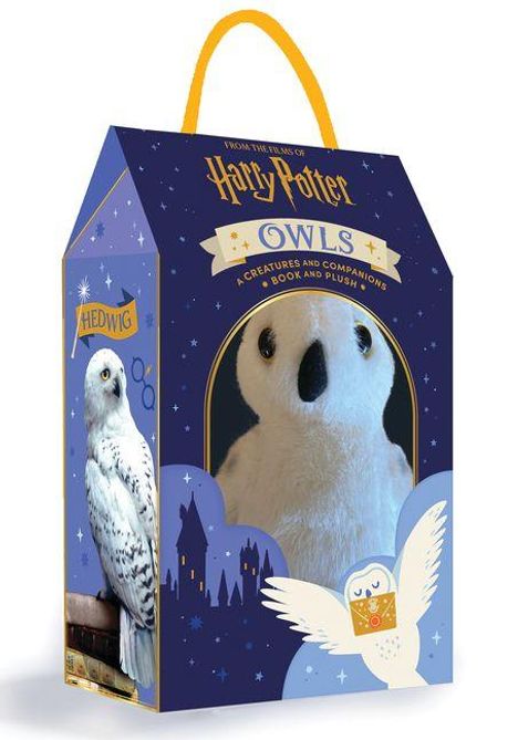 Text: "From the films of Harry Potter. Owls. Creatures and Companions. Book and Plush. Hedwig." Illustration einer Schneeeule.