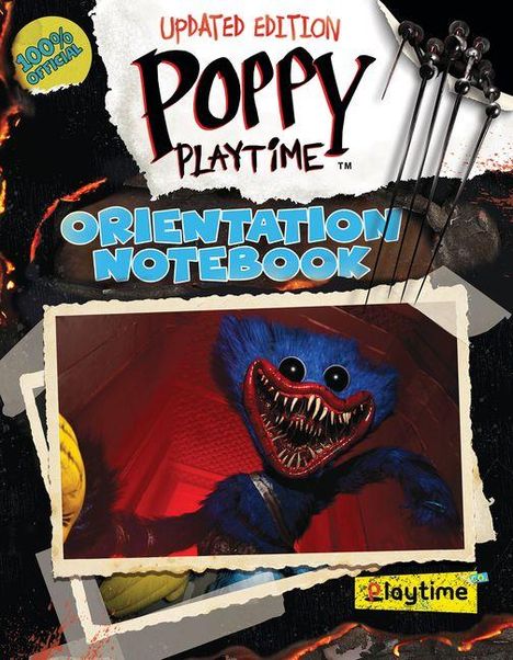 "Updated Edition Poppy Playtime Orientation Notebook." Ein blaues, pelziges Wesen mit weit aufgerissenem Mund steht im Fokus.