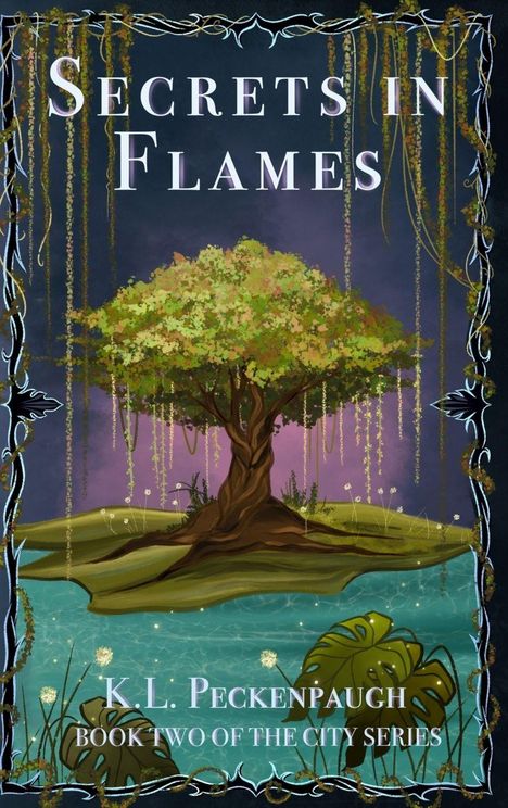 "Secrets in Flames", K.L. Peckenpaugh, Buch zwei der City-Serie. Illustration: Baum über Wasser mit hängenden Ranken.