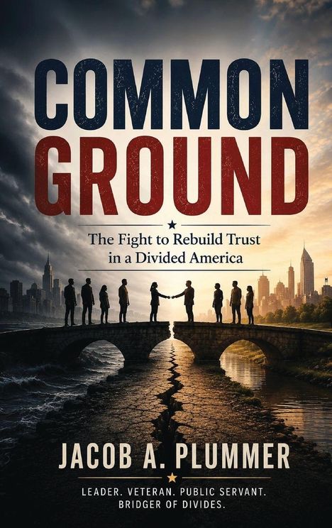 "COMMON GROUND" oben, darunter "The Fight to Rebuild Trust in a Divided America". Silhouetten auf einer Brücke.