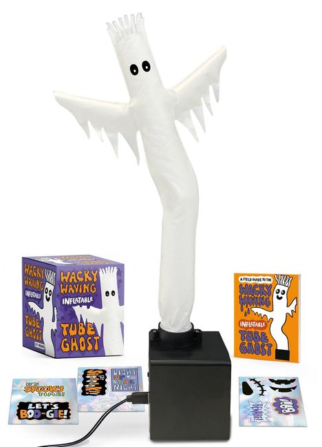 „Wacky Waving Inflatable Tube Ghost.“ Ein aufblasbarer, weißer Geist, der aus einem schwarzen Sockel ragt.