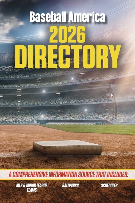 "Baseball America 2026 DIRECTORY" in großen Buchstaben. Stadion mit Spielfeld, Basis im Vordergrund und Zuschauermenge.