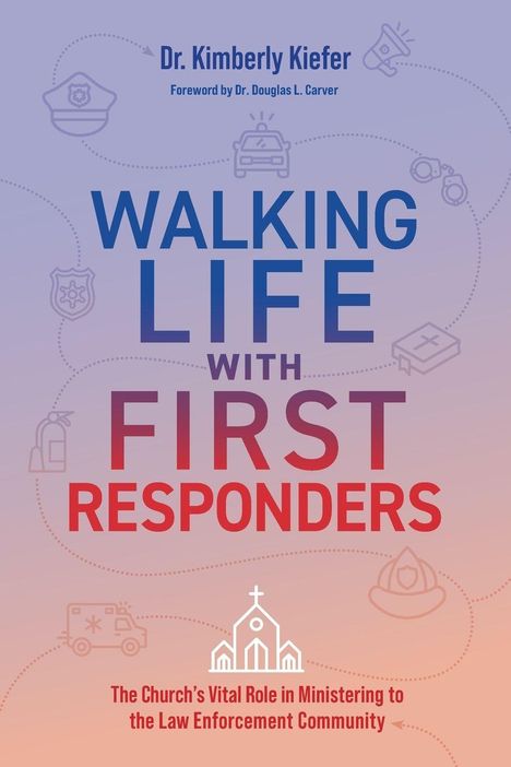 Dr. Kimberly Kiefer: "Walking Life with First Responders". Symbole: Polizeiabzeichen, Megafon, Handschellen, Kirche.