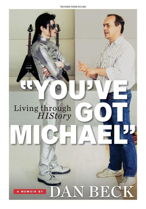 "YOU'VE GOT MICHAEL" steht groß auf dem Cover. Eine Person in silbernem Outfit spricht mit einer anderen Person.