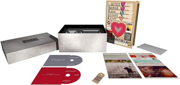Manic Street Preachers: Postcards From A Yo... (1 CD, 1 MC und 1 DVD)