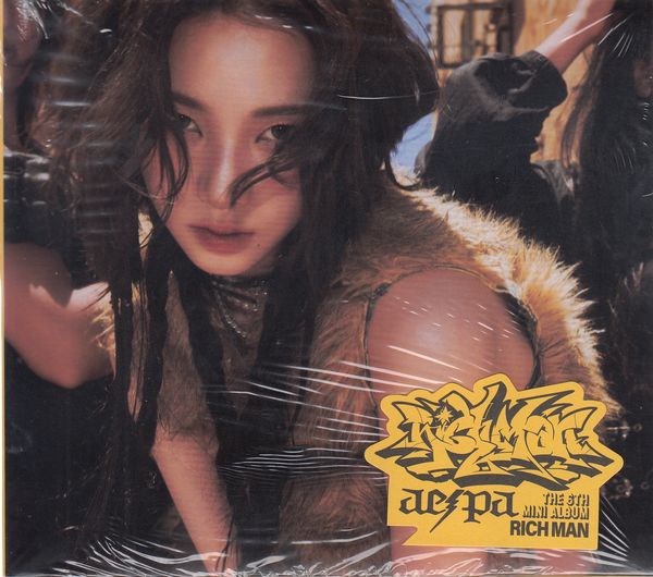 Aespa: The 6th Mini Album Rich Man (Digipack Ver. - KARINA) (CD)