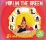 "MIRI IN THE GREEN", "musique pour un monde plus coloré", "Je me souviens", "+2 bonus tracks". Runde Fotos von Musikern.