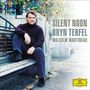 "SILENT NOON BRYN TERFEL MALCOLM MARTINEAU." Ein Mann sitzt auf einer Bank im herbstlichen Park. Logo unten rechts.