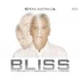 "Opera Australia 3CD". "BLISS". Musik von Brett Dean, Libretto von Amanda Holden, basierend auf Peter Careys Roman. Mann mehrfach abgebildet.
