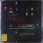 Text: "hulu ONLY MUSIC IN THE BUILDING" und "FIRST TIME ON VINYL!" Bunte Fenster quadratisch verteilt.
