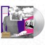 „Soda Stereo“, „Vinilo Transparente“, „De Colección“, „Personal“. Collage-Stil mit Foto eines Anzugs und kontrastreichen Formen.