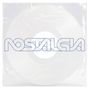 Text: "NOSTALGIA" in großen, blauen Buchstaben. Ein transparentes Vinyl in einer durchsichtigen Hülle.