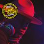 Texte: "Shiftless Shuffle", "Dancefloor Jazz Compilation". Ein Mann mit Hut und Kopfhörern in buntem Licht.