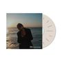 CD-Hülle von "Jamie T - Ghosts (100 Days of Morning)". Ein Mann am Meer bei Sonnenuntergang, die CD daneben.