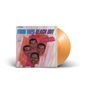 Ein Albumcover mit dem Text „FOUR TOPS REACH OUT“, darunter vier gezeichnete Männerköpfe. Eine gelbe Vinylplatte ist sichtbar.