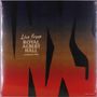 „Live from Royal Albert Hall, London 1986“. Farbverlauf von Blau zu Rot mit schwarzen, flammenartigen Formen.