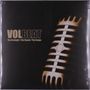 "VOLBEAT The Strength / The Sound / The Songs." Ein Vintage-Mikrofon auf dunklem Hintergrund.