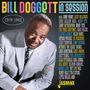 Bill Doggett in Session. 1939-1962. Bunte Liste von Musiker*innen. Porträt von lächelndem Mann in Anzug. Jasmine-Logo unten.