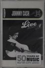Texte: "JOHNNY CASH", "Live Austin", "50 YEARS OF MUSIC AUSTIN CITY LIMITS". Schwarz-weißes Foto eines Mannes mit Gitarre.