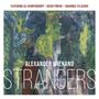 "FEATURING ULI KEMPENDORFF • DIEGO PIÑERA • JOHANNES FELSCHER. ALEXANDER WIENAND. STRANGERS. Zwei stilisierte Silhouetten."