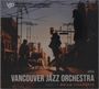 "Vancouver Jazz Orchestra meets Brian Charette" erscheint vor einer städtischen Straßenszene bei Sonnenuntergang.