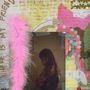 Texte oben enthalten Hinweis über das Entfernen von Jasmin. Illustration mit Federn, Sternen und einer Frau im Hintergrund.