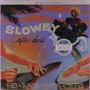 "Slowey ...after dark" steht in großer Schrift. Eine retro Illustration zeigt musizierende Hände und eine tanzende Frau.