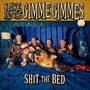 "Spike and the Gimme Gimmes" oben, "Shit the Bed" unten. Fünf Männer in Leopardenkleidung auf einem blauen Bett.