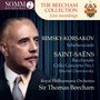 THE BEECHAM COLLECTION, RIMSKY-KORSAKOV, SAINT-SAËNS, Royal Philharmonic Orchestra, Sir Thomas Beecham; ein Mann im Anzug.