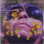 „NAÏM AMOR KID CONGO POWERS TUCSON SAFARI“. Nahaufnahme eines Gesichts mit Sonnenbrille.