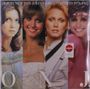 "OLIVIA NEWTON-JOHN'S GREATEST HITS 1971-1982" steht über vier Frauenporträts nebeneinander mit den Buchstaben O, N, J.