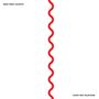 Oben links steht "MARC RIBOT QUARTET", unten rechts "HURRY RED TELEPHONE". In der Mitte zieht eine rote Zickzack-Linie senkrecht.