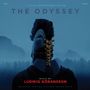 Text: "A Film by Christopher Nolan. The Odyssey. Music by Ludwig Göransson. Original Motion Picture Soundtrack." 

Ein Krieger in Helm von hinten, düstere Szenerie.