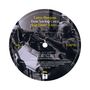 Leroy Burgess Feat. Saving Coco, "Big Time" (Live), 5:09. Side A, 45 RPM. Ein Musiker dirigiert im Studio mit Mikrofon.