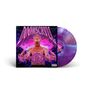 Der Text "DOOMSCRYLL" und "Parental Advisory" ist prominent. Ein Mann mit leuchtenden Augen und violetten Blitzen umgeben.